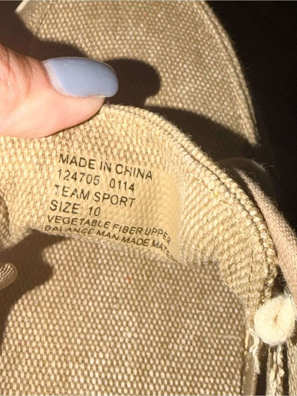 Source Unknown casual canvas